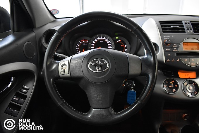 TOYOTA RAV4 2.2 D-4D 136 CV Sol